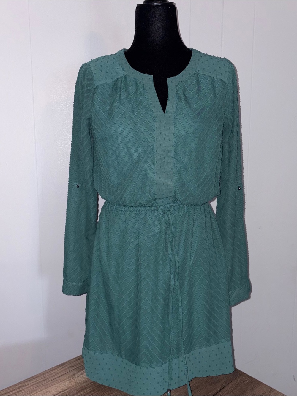 Daniel Rainn Women's Size Small Sage Textured Long Sleeve Top